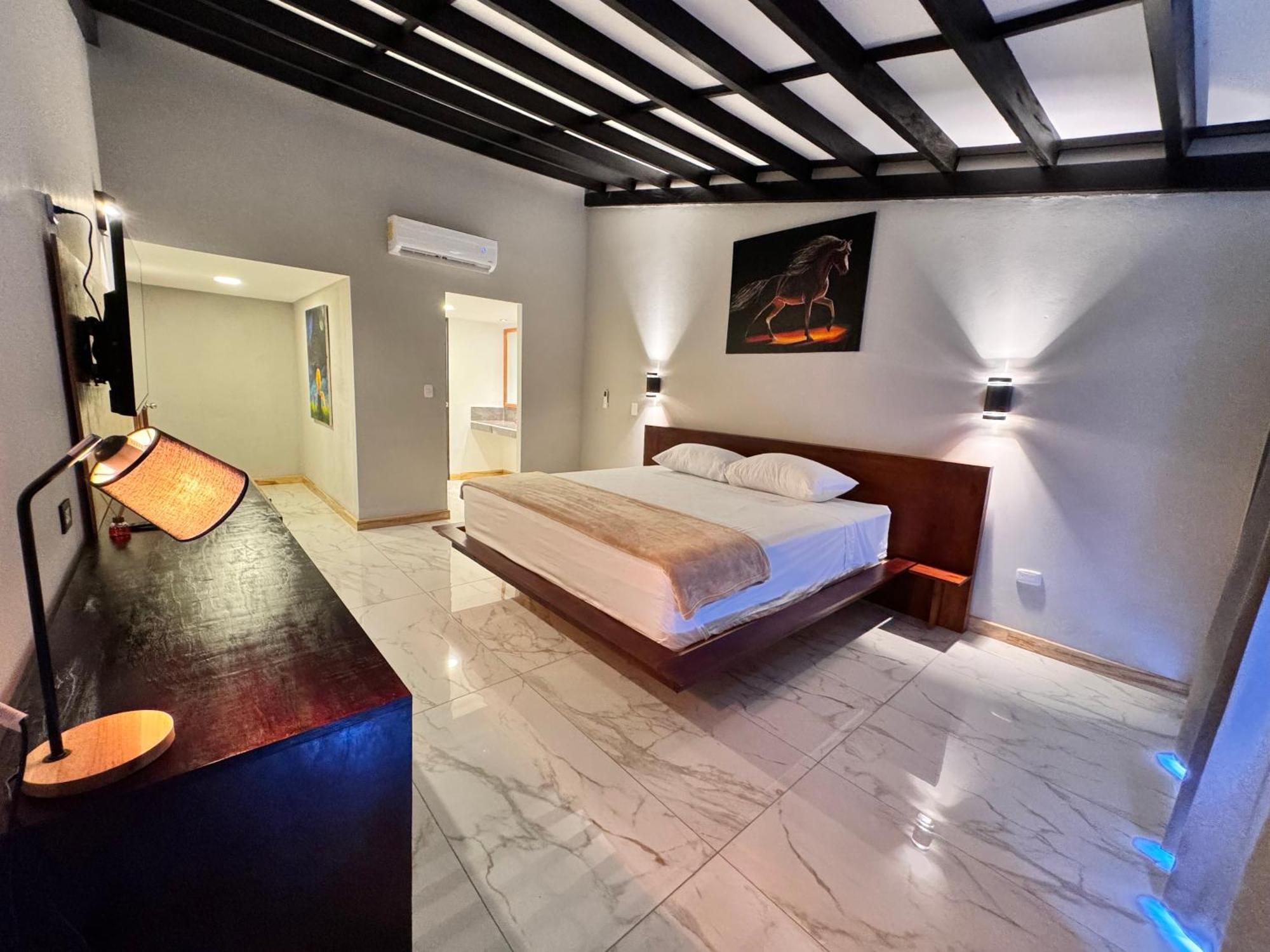 Hotel Tesoro Beach San Luis La Herradura 外观 照片