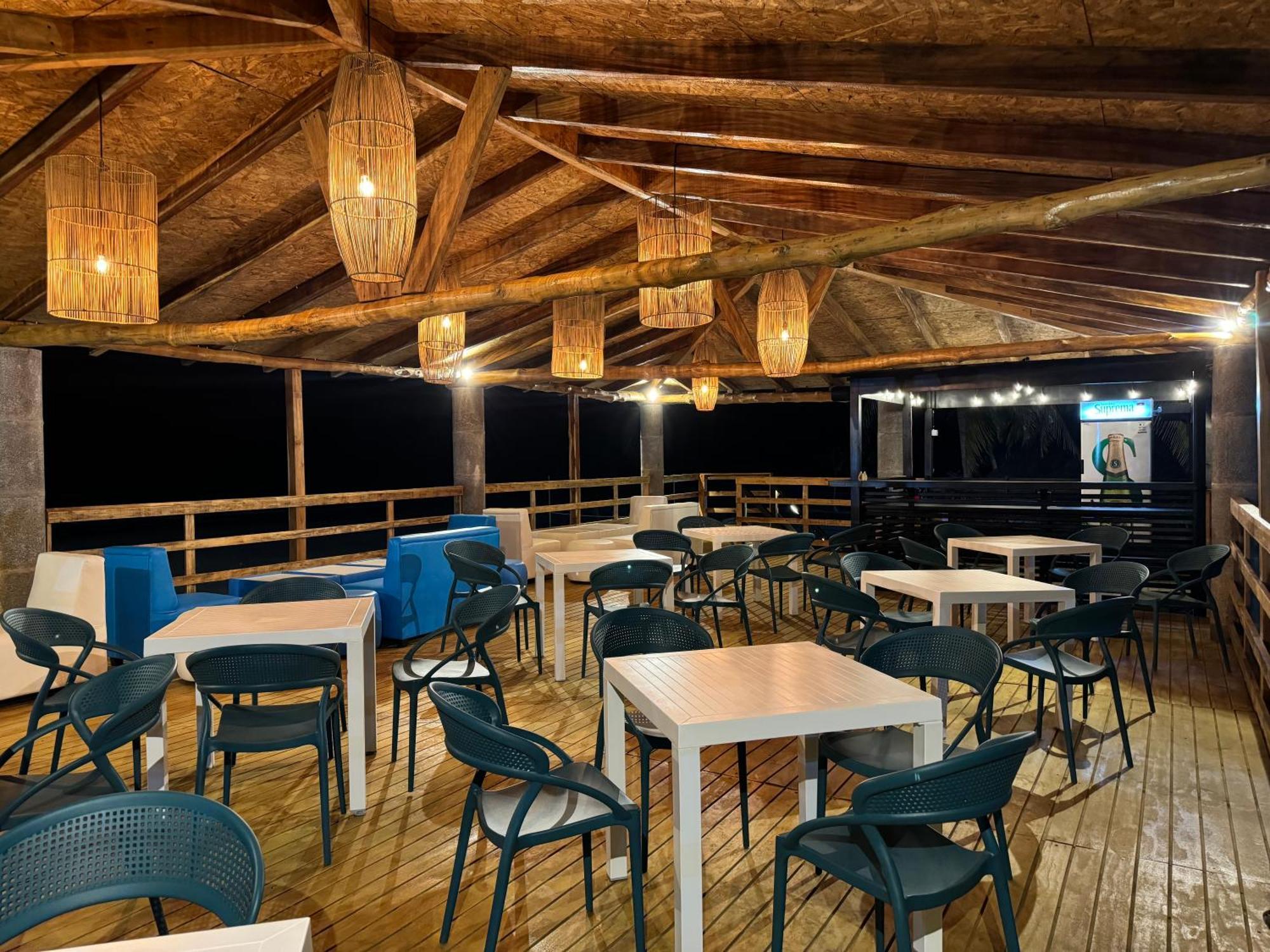 Hotel Tesoro Beach San Luis La Herradura 外观 照片