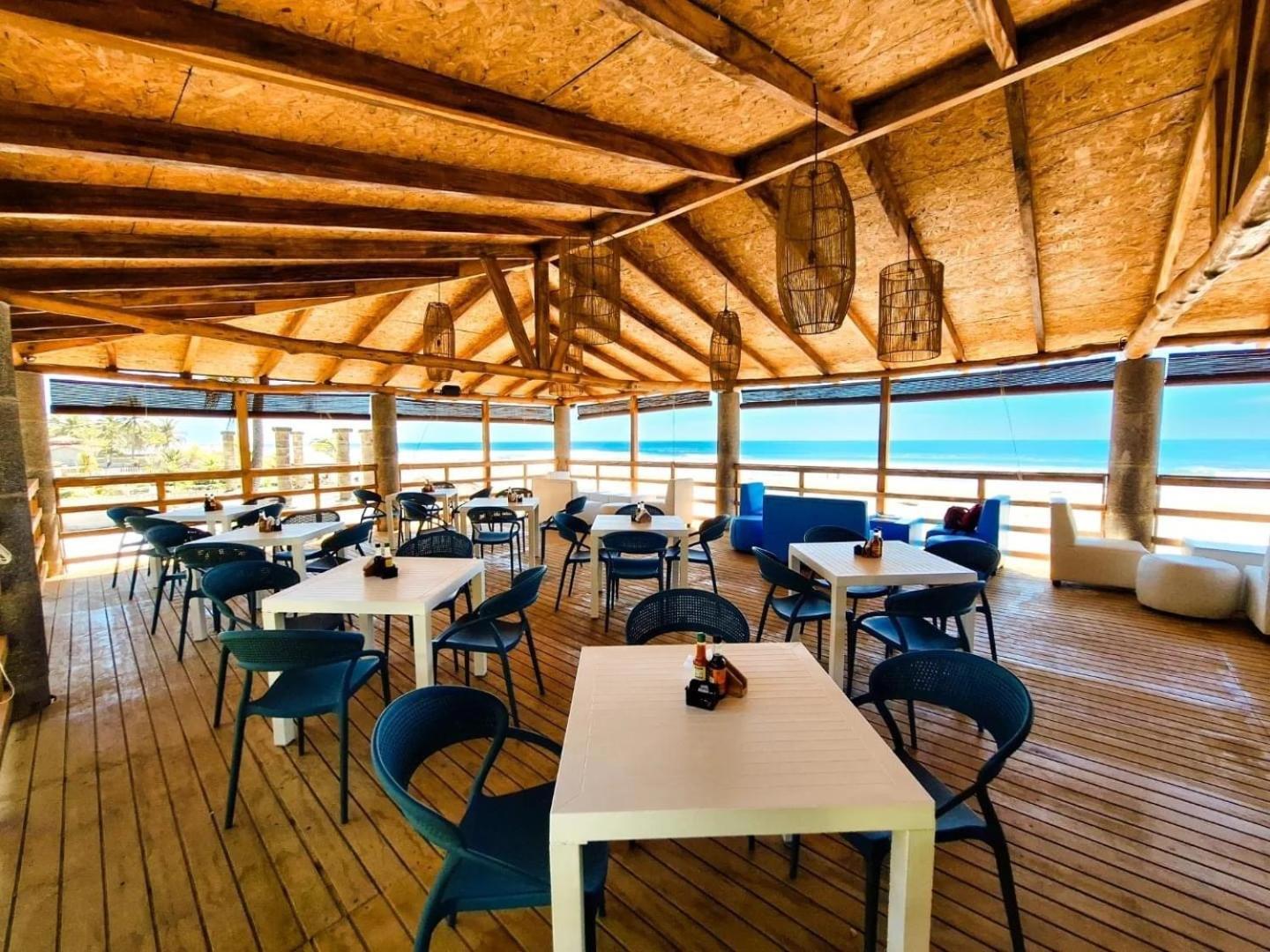 Hotel Tesoro Beach San Luis La Herradura 外观 照片